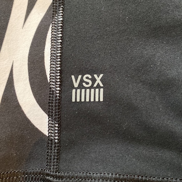 Victoria’s Secret VSX Sport Crop Active leggings Size Med - Picture 4 of 4
